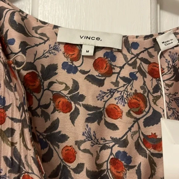 NWT Vince Pleated Maxi Dress - Size M - Picture 10 of 12